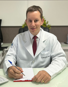 Dr. Vinícius Neumann Tavares